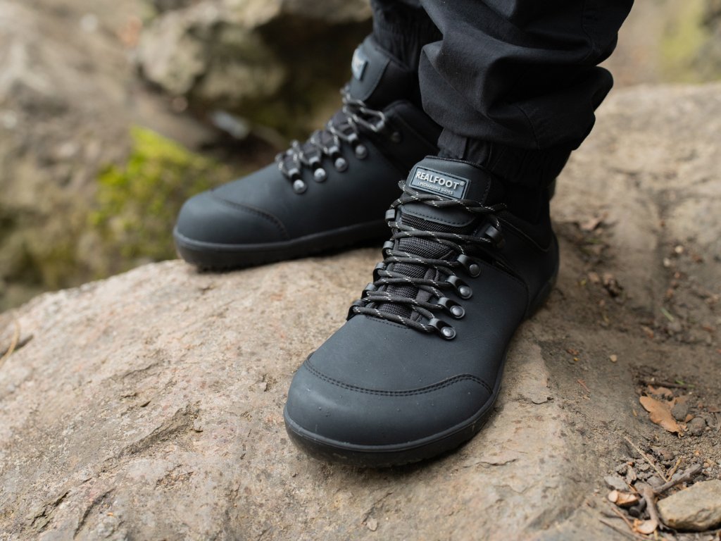 Trekker Low Vegan Black
